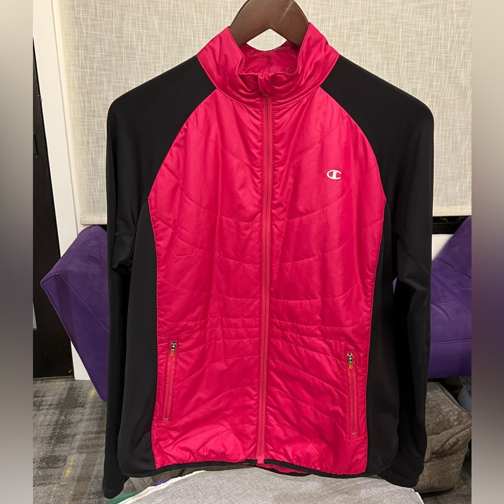 Champion lightweight warm Duofold Puff-Fleece jacket. XL. Pink & Black. EUC.